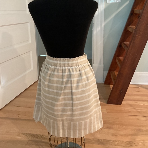 J Crew Factory Cream/Beige Linen Mini Skirt - Picture 2 of 4